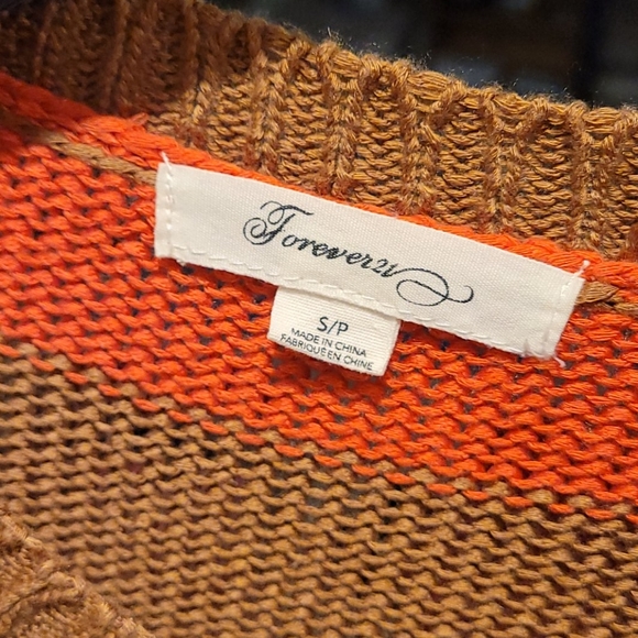 Tan Orange Sweater - Picture 4 of 4